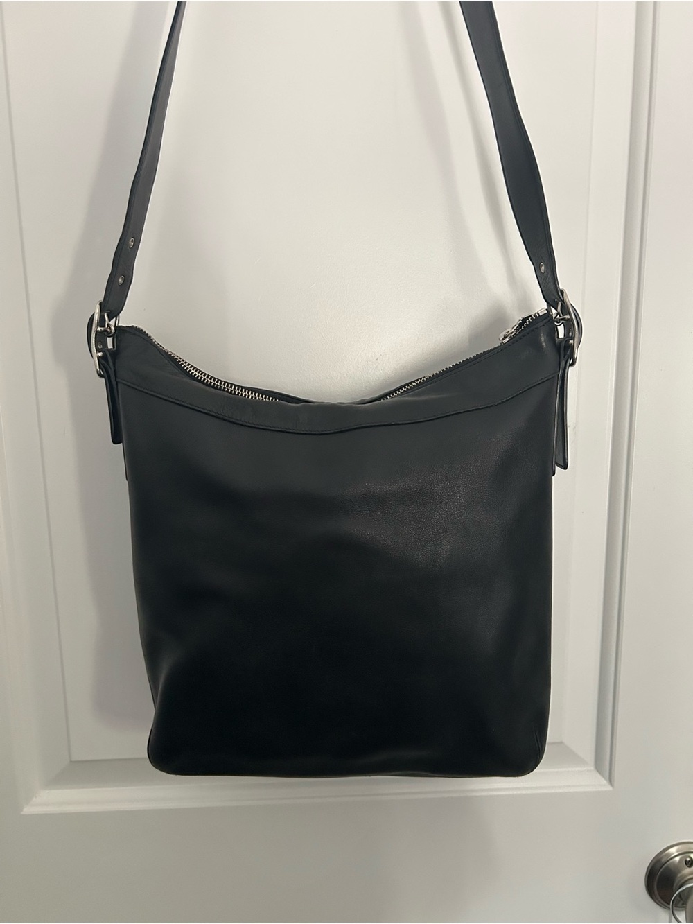 Coach Authentic Vintage Legacy Soho Hobo Black Leather Crossbody Purse